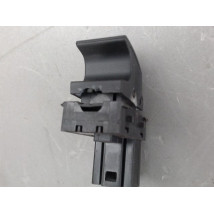 COMMANDE LEVE-GLACE PORTE AVD VOLKSWAGEN GOLF