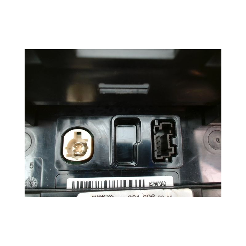 ECRAN GPS PEUGEOT 208 2012-...