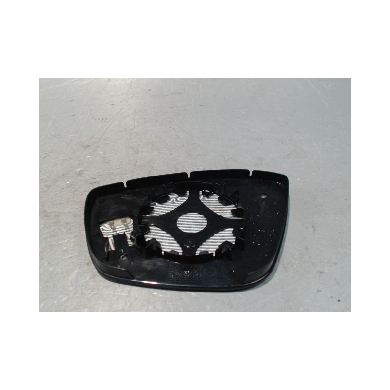 GLACE RETROVISEUR EXT D PEUGEOT 208