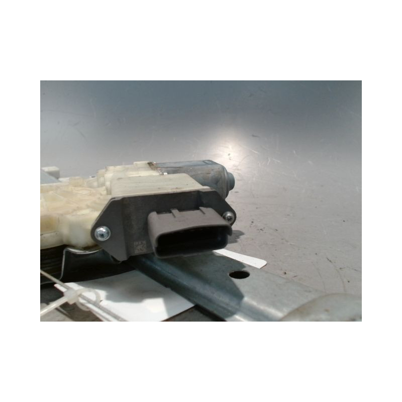 MECANISME+MOTEUR LEVE-GLACE AVANT GAUCHE PEUGEOT 3008 2009-