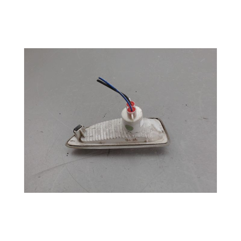 REPETITEUR AILE GAUCHE VAUXHALL ASTRA