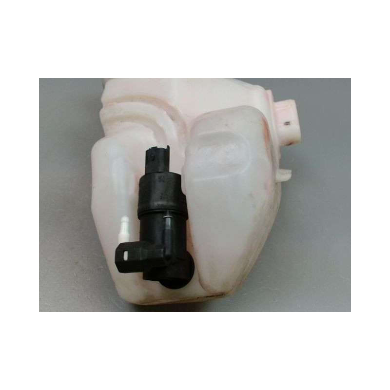 RESERVOIR LAVE-GLACE AVANT PEUGEOT 208 Phase 1 2012-...
