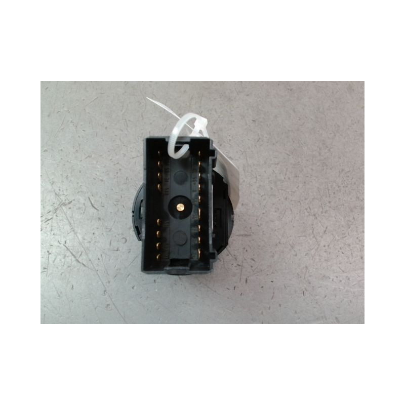 INTERIEUR COMMANDE PHARES SEAT EXEO