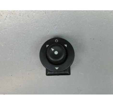COMMANDE RETROVISSEUR EXT ELECTRIQUE