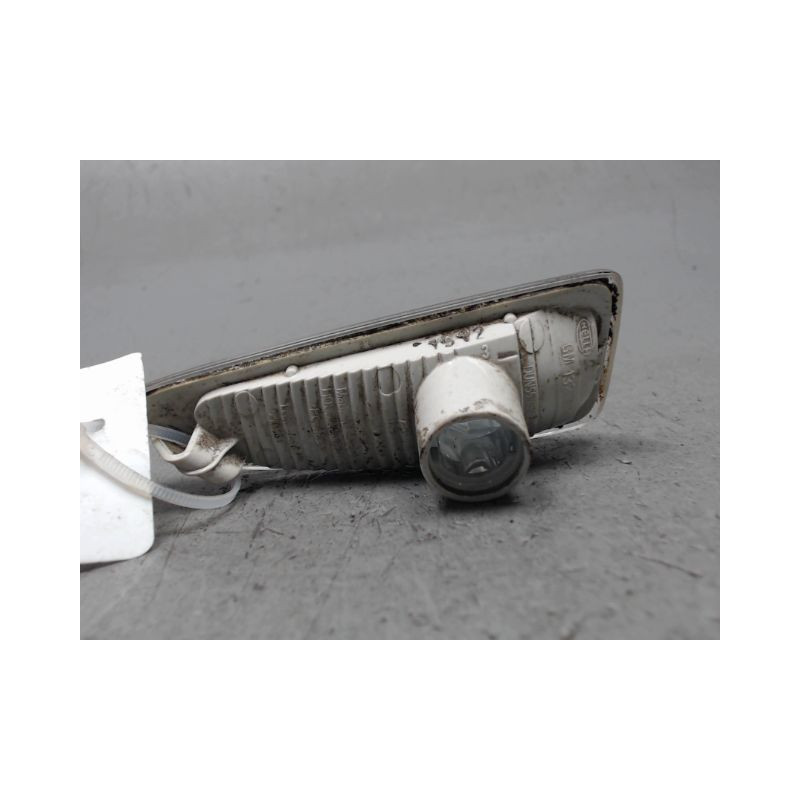 REPETITEUR AILE DROIT OPEL ASTRA