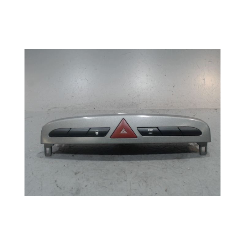 BOUTON DE WARNING PEUGEOT 308