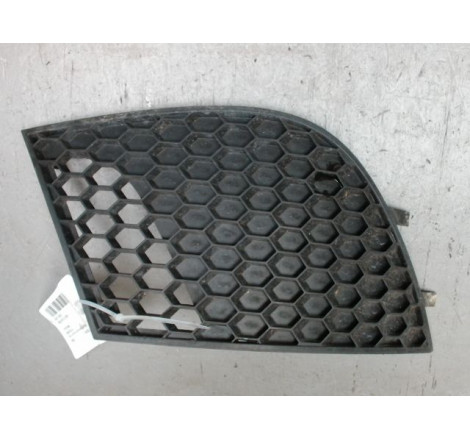 GRILLE VENTILATION PARE-CHOC AVG