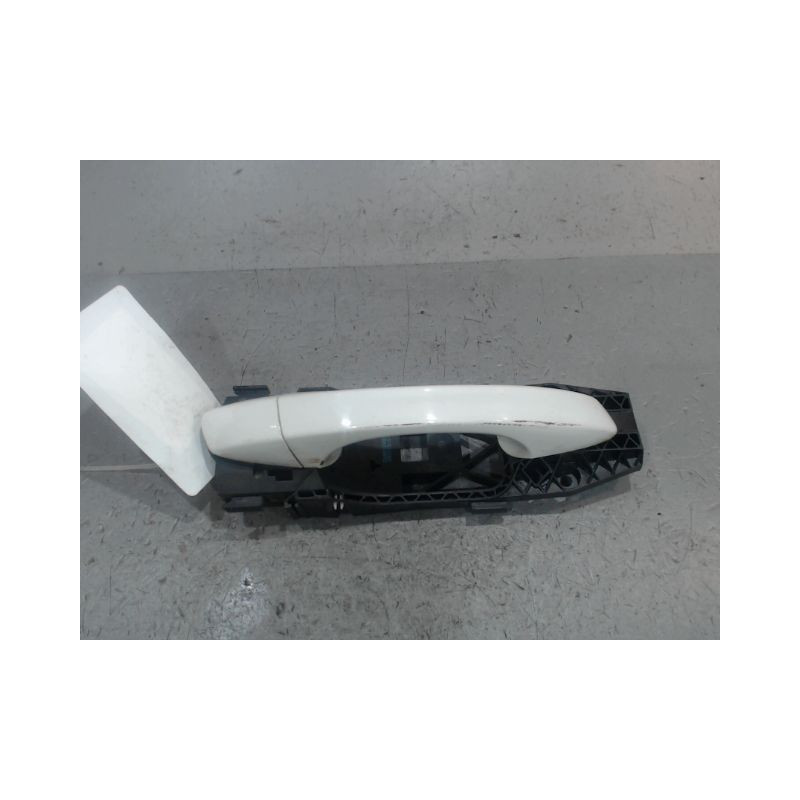 POIGNEE EXTERIEURE PORTE AVANT DROIT VOLKSWAGEN GOLF
