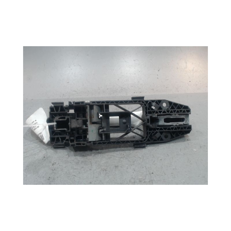 POIGNEE EXTERIEURE PORTE AVANT DROIT VOLKSWAGEN GOLF