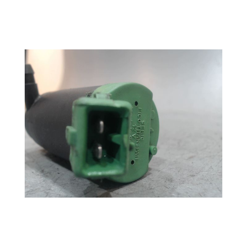 POMPE LAVE-GLACE AVANT PEUGEOT 206