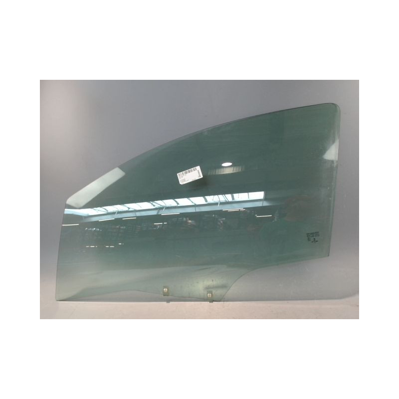 GLACE PORTE AVG PEUGEOT 207 3P