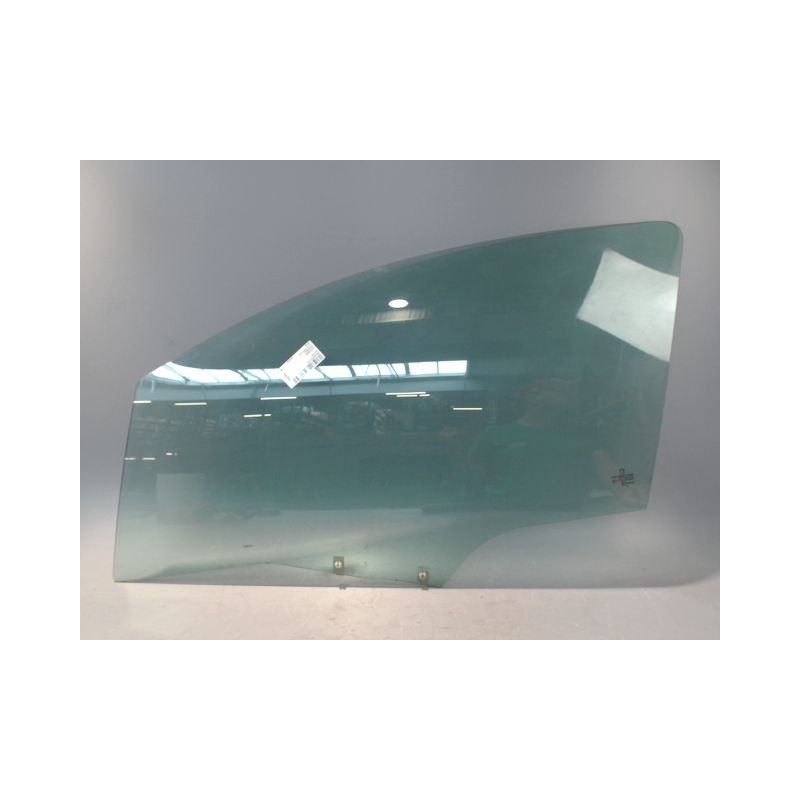 GLACE PORTE AVG PEUGEOT 207 3P