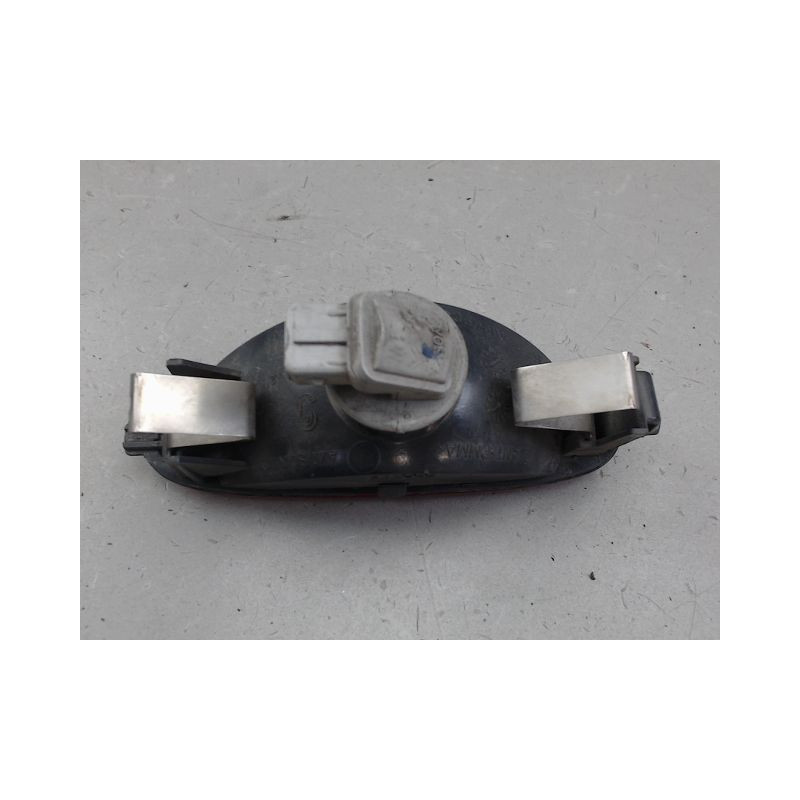 FEU BROUILLARD CENTRAL ARRIERE PEUGEOT 206