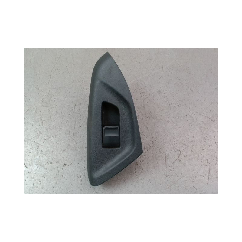 COMMANDE LEVE-GLACE PORTE AVD PEUGEOT 108