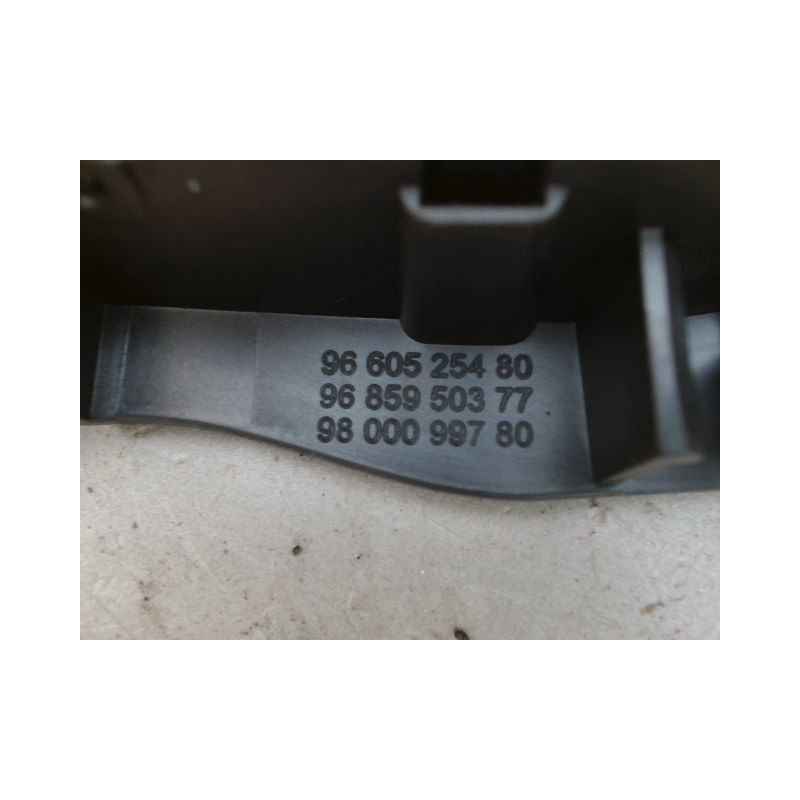 POIGNEE INTERIEURE PORTE AVANT GAUCHE PEUGEOT 508