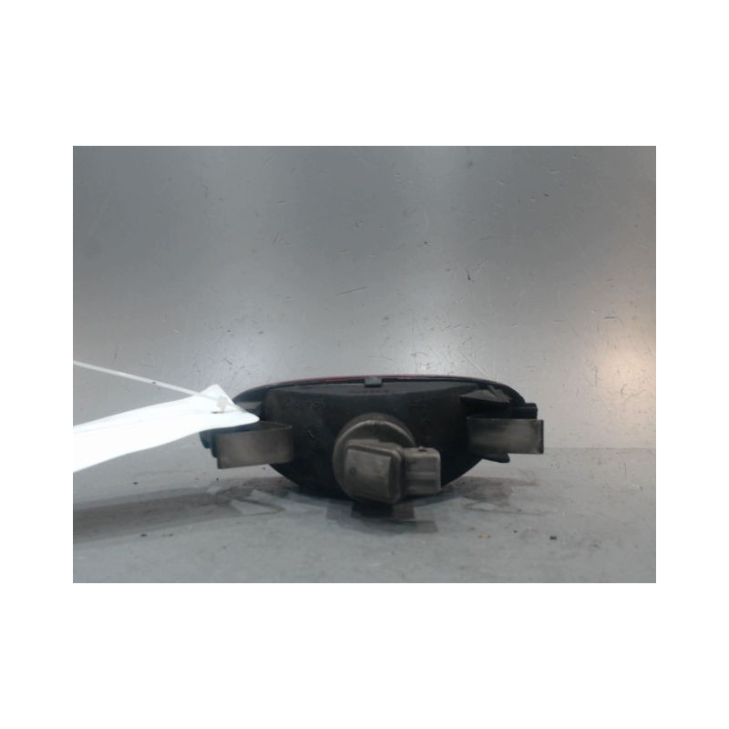 FEU BROUILLARD CENTRAL ARRIERE PEUGEOT 206
