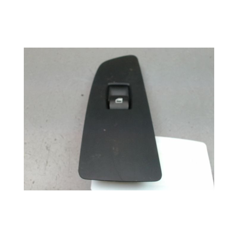 COMMANDE LEVE-GLACE PORTE AVD BMW SERIE 1 I Phase 2 (E87) 2007-2011