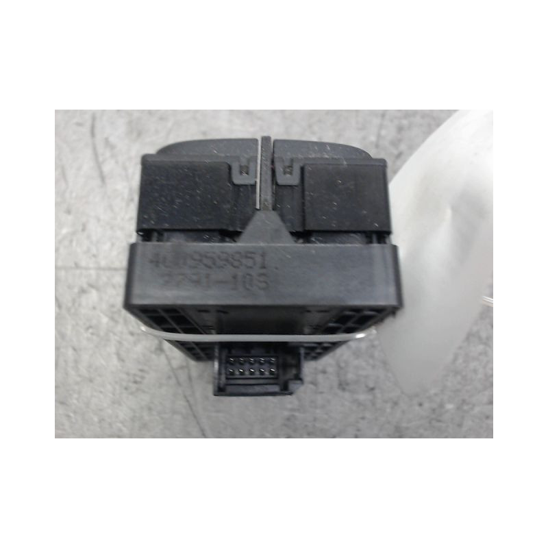 COMMANDE LEVE-GLACE PORTE AVG AUDI A6