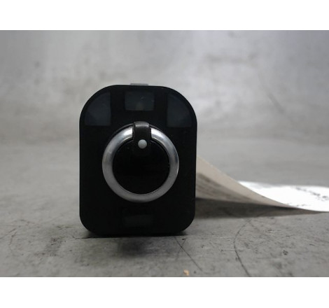 COMMANDE RETROVISSEUR EXT ELECTRIQUE