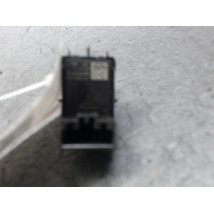 COMMANDE LEVE-GLACE PORTE AVD SEAT TOLEDO