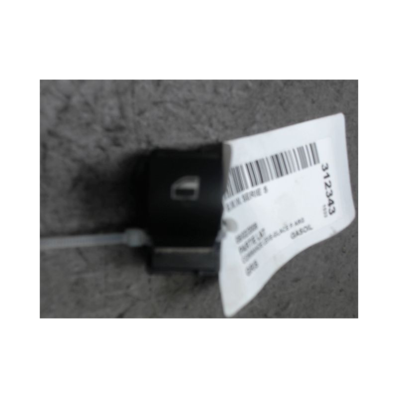 COMMANDE LEVE-GLACE PORTE ARG B.M.W. SERIE 5