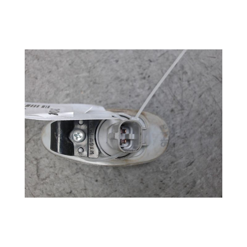 REPETITEUR AILE DROIT PEUGEOT ION