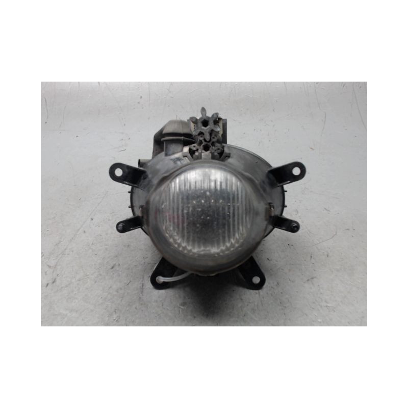 PHARE ANTIBROUILLARD AVANT GAUCHE B.M.W. SERIE 3