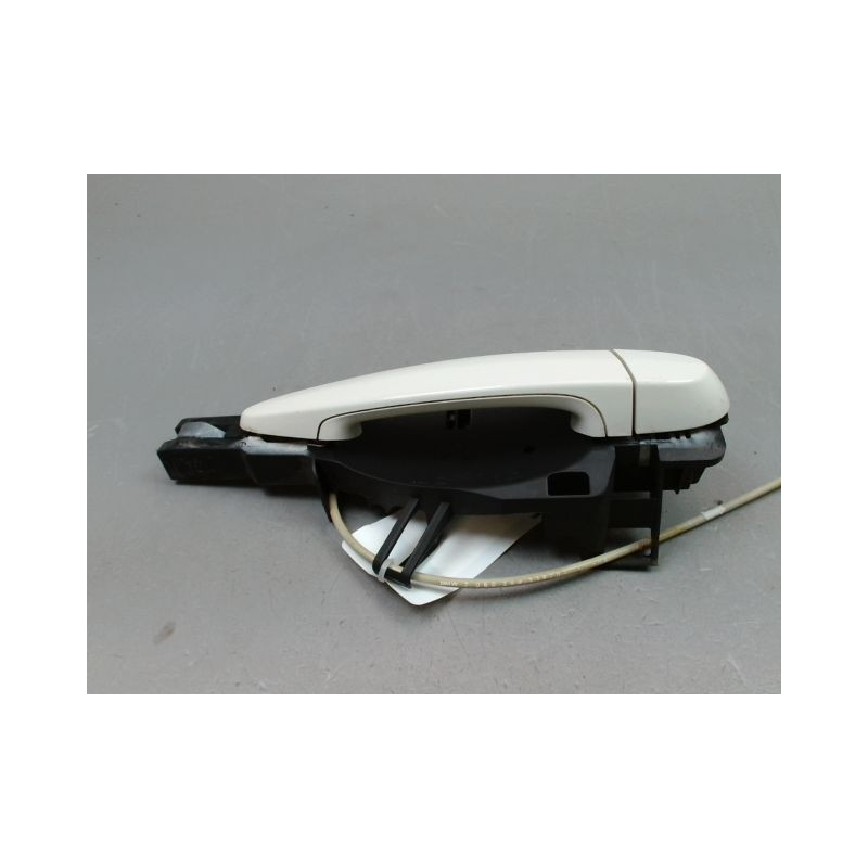 POIGNEE EXTERIEURE PORTE ARRIERE DROIT BMW X1