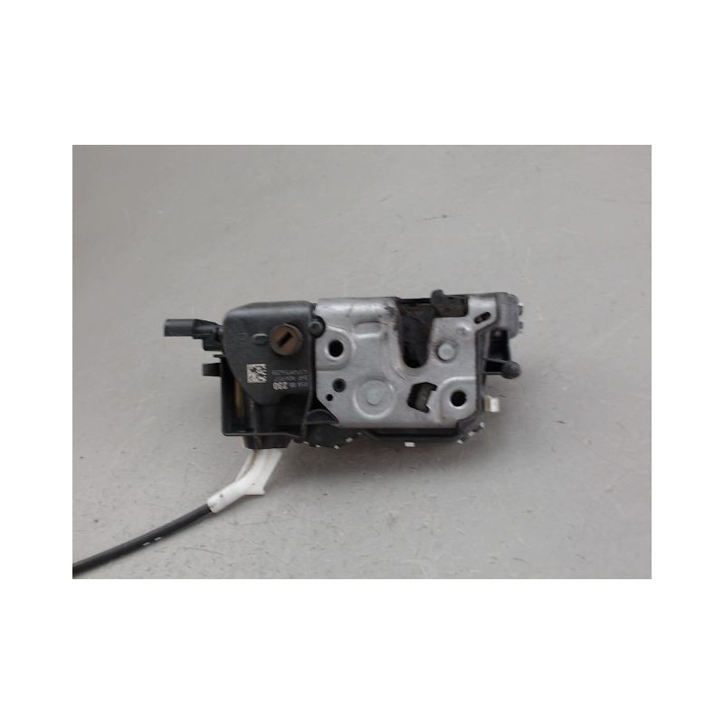 SYSTEME CONDAMNATION AVANT DROIT PEUGEOT 5008