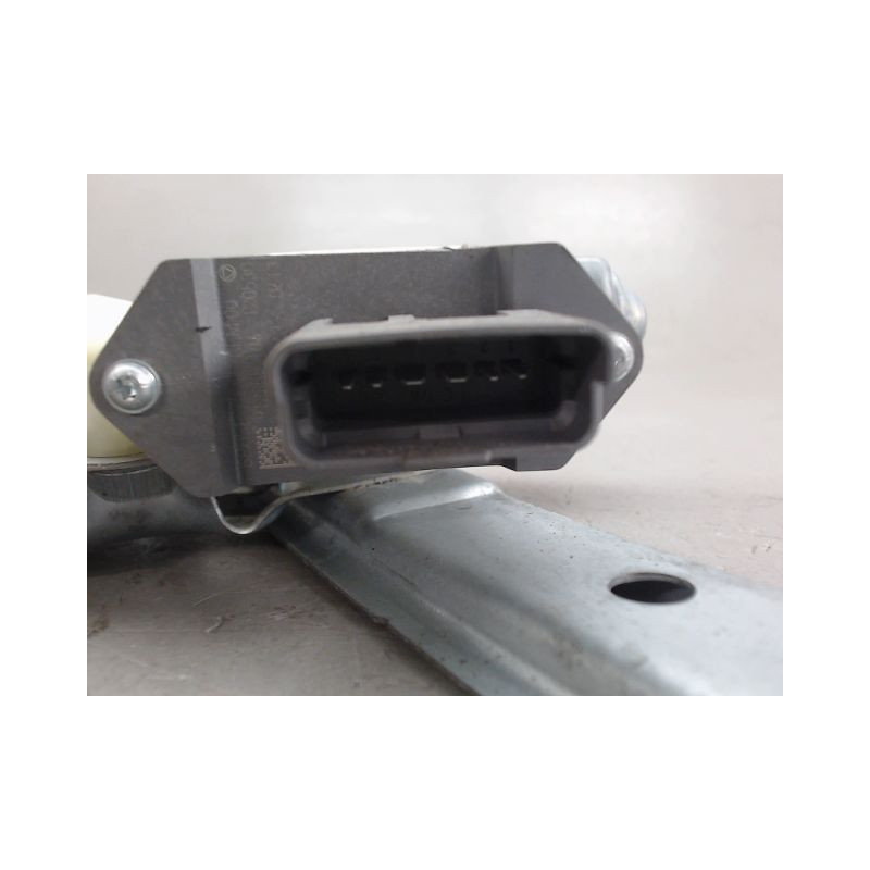 MECANISME LEVE-GLACE AVANT GAUCHE PEUGEOT 3008