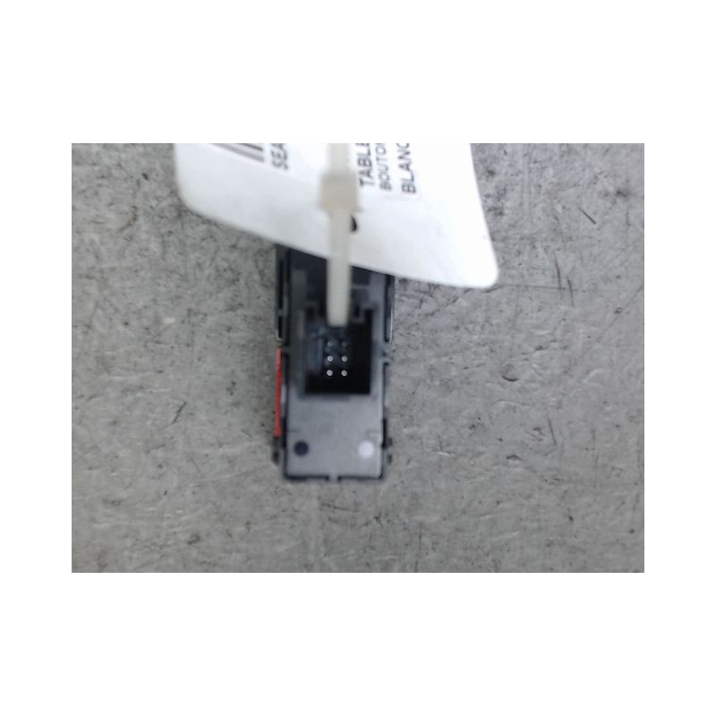BOUTON DE WARNING SEAT TOLEDO