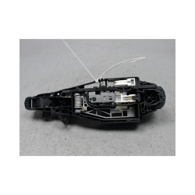POIGNEE EXTERIEURE PORTE ARRIERE DROIT PEUGEOT 308