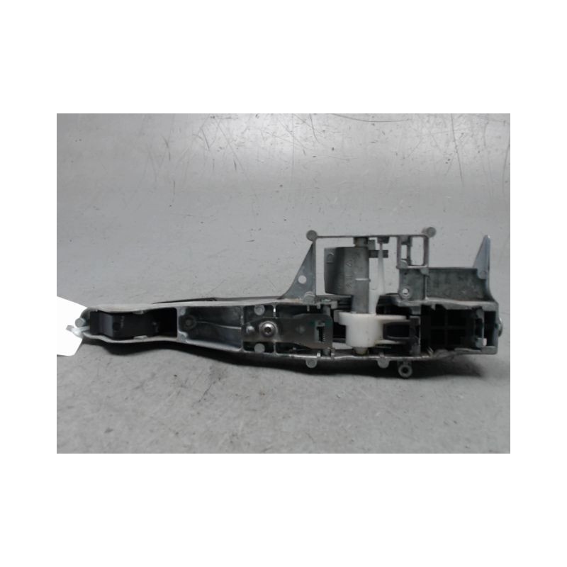 POIGNEE EXTERIEURE PORTE AVANT DROIT CITROEN C3 PICASSO 2008-