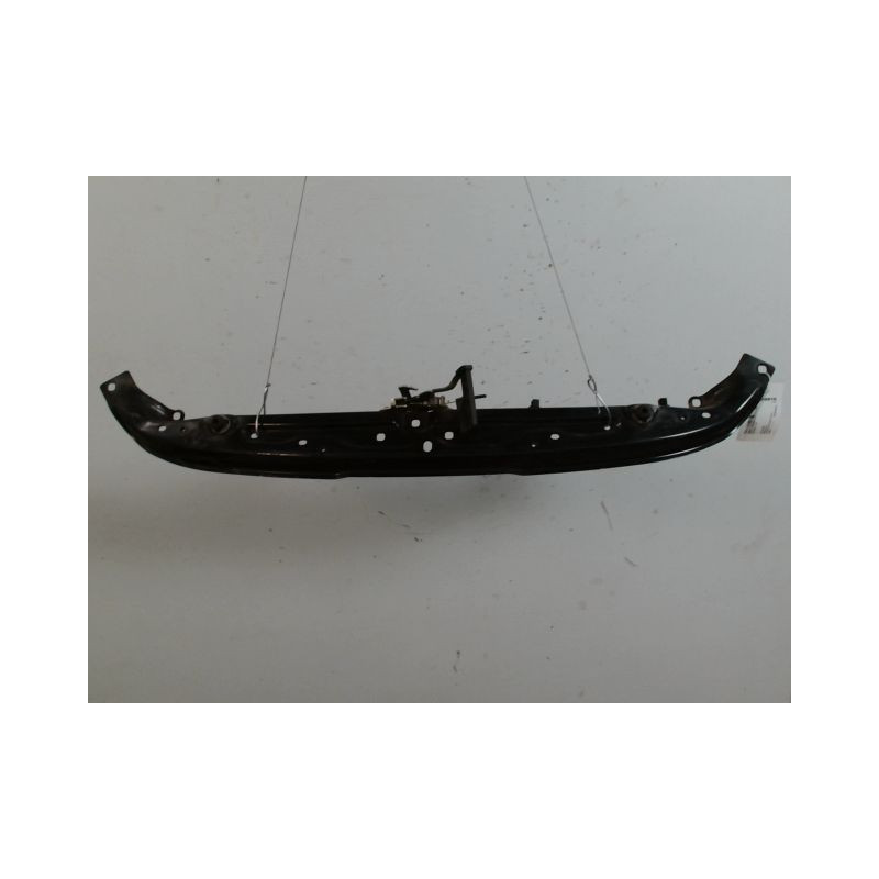 TRAVERSE SUPERIEURE ARMATURE AVANT PEUGEOT 206