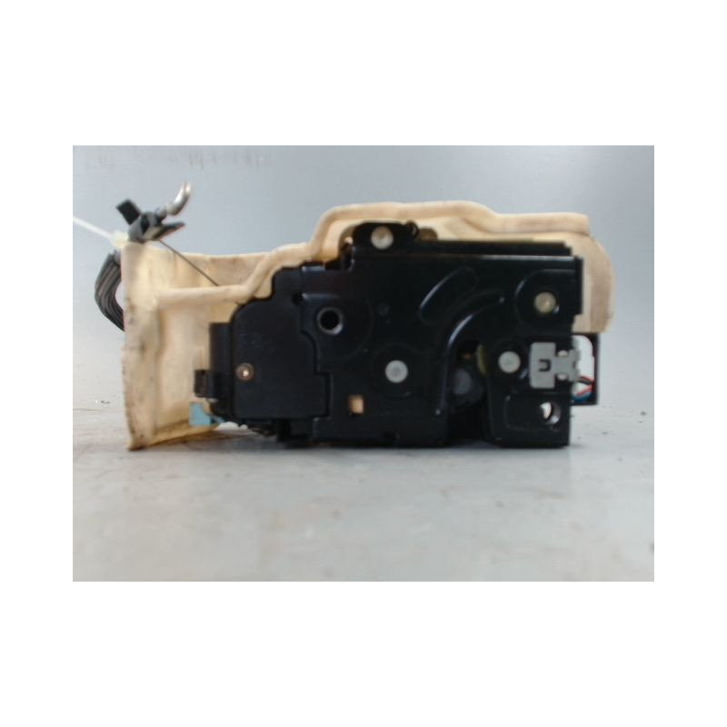 SYSTEME CONDAMNATION AVANT DROIT VOLKSWAGEN GOLF V 2003-2009