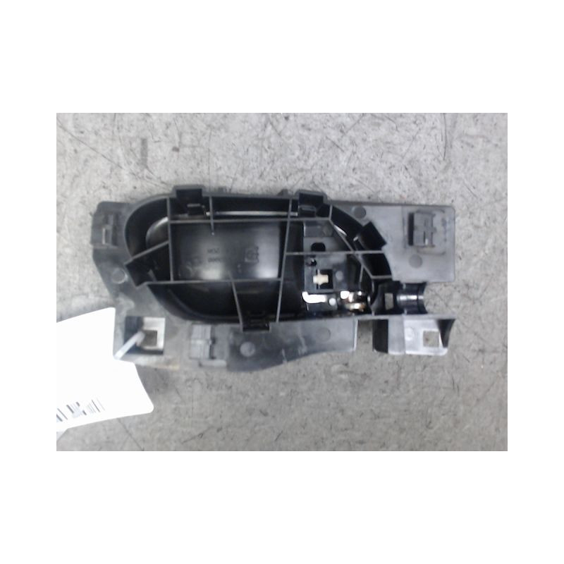 POIGNEE INTERIEURE PORTE AVANT GAUCHE PEUGEOT 208