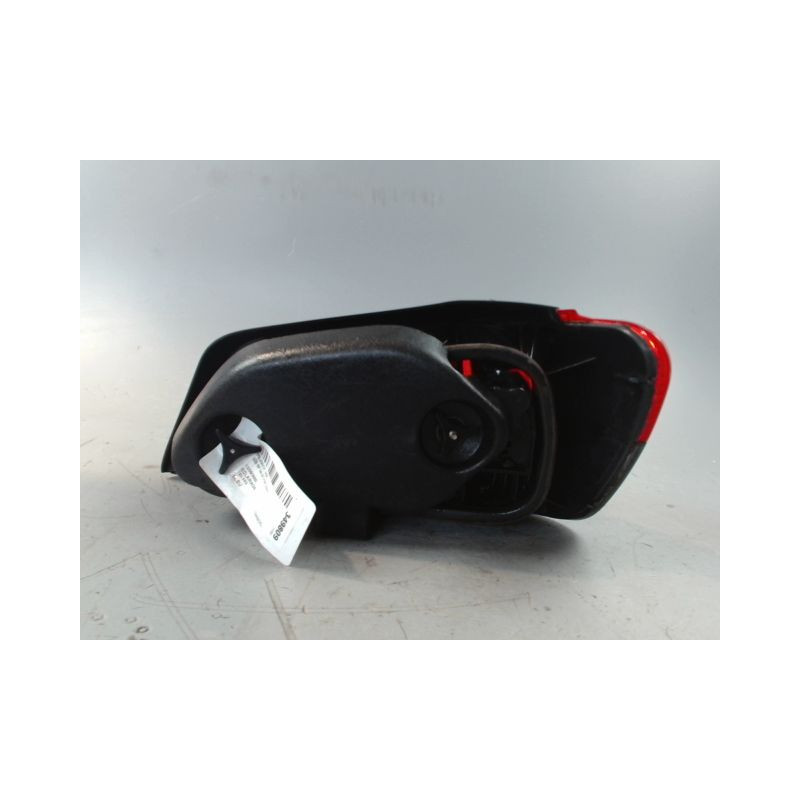 FEU ARRIERE GAUCHE  PEUGEOT 306 97-2001