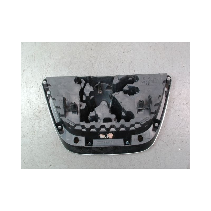 SIGLE CALANDRE PEUGEOT PARTNER FG II Phase 1 (B9) 2008-2012