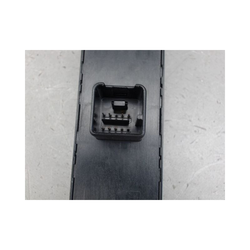 COMMANDE LEVE-GLACE PORTE AVG VOLKSWAGEN GOLF
