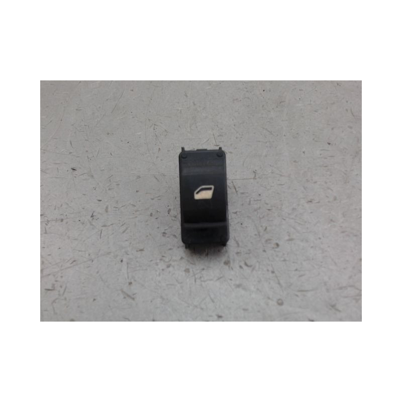 COMMANDE LEVE-GLACE PORTE ARD PEUGEOT 5008