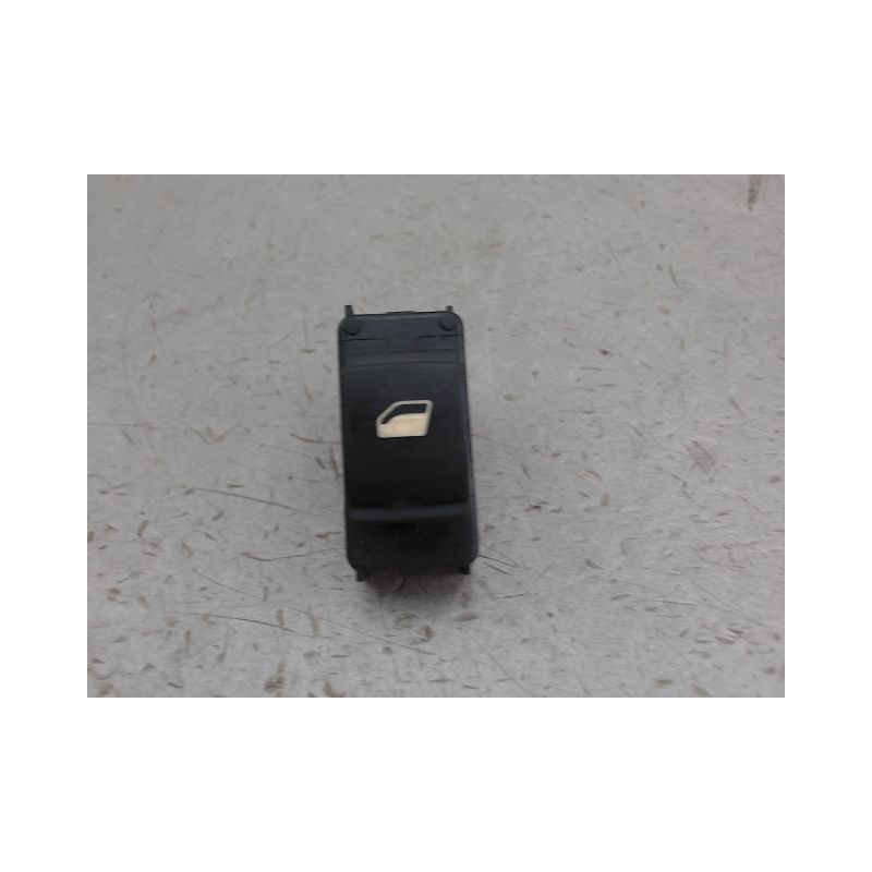 COMMANDE LEVE-GLACE PORTE ARG PEUGEOT 5008