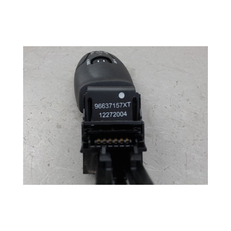 COMMANDE REGULATEUR/LIMITATEUR VITESSE PEUGEOT 5008