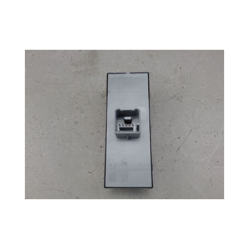 COMMANDE LEVE-GLACE PORTE AVG VOLKSWAGEN PASSAT