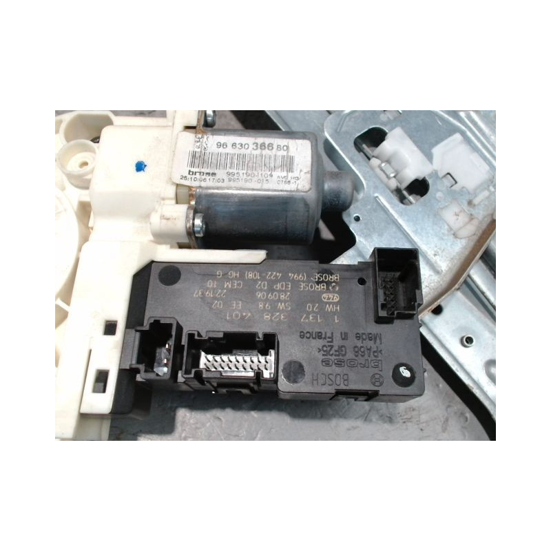 MECANISME+MOTEUR LEVE-GLACE AVANT GAUCHE PEUGEOT 407