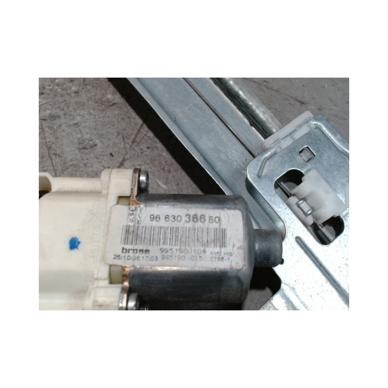 MECANISME+MOTEUR LEVE-GLACE AVANT GAUCHE PEUGEOT 407