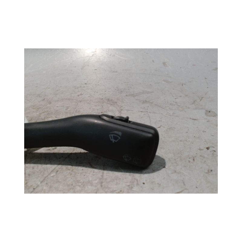 COMMANDE ESSUIE GLACE VOLKSWAGEN GOLF IV 98-2004