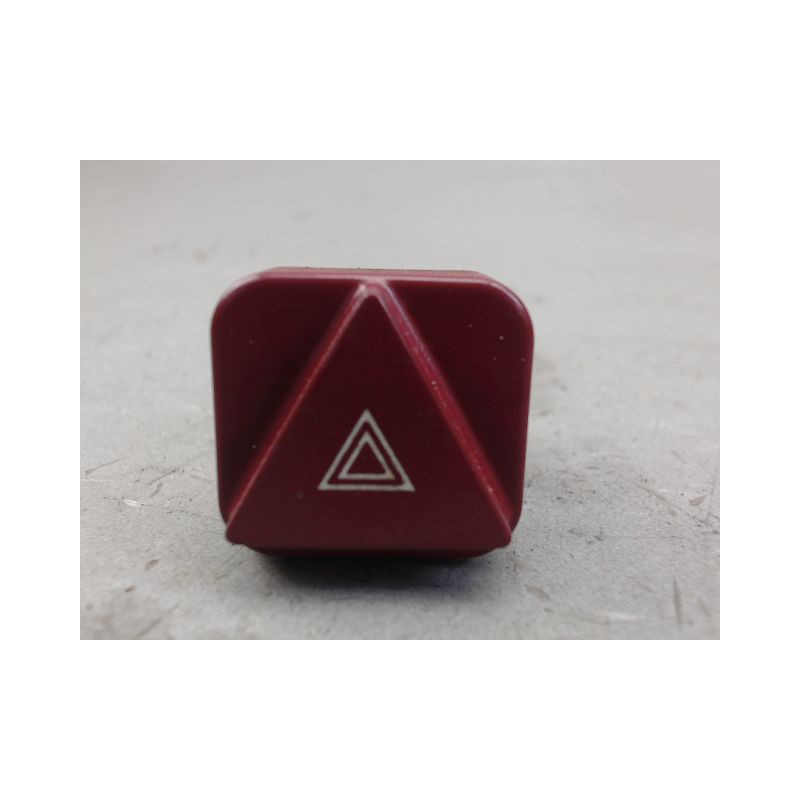 BOUTON DE WARNING CITROEN C5