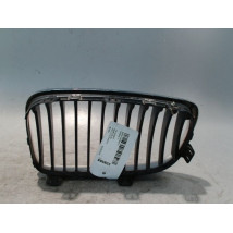 GRILLE CALANDRE DROIT BMW SERIE 1