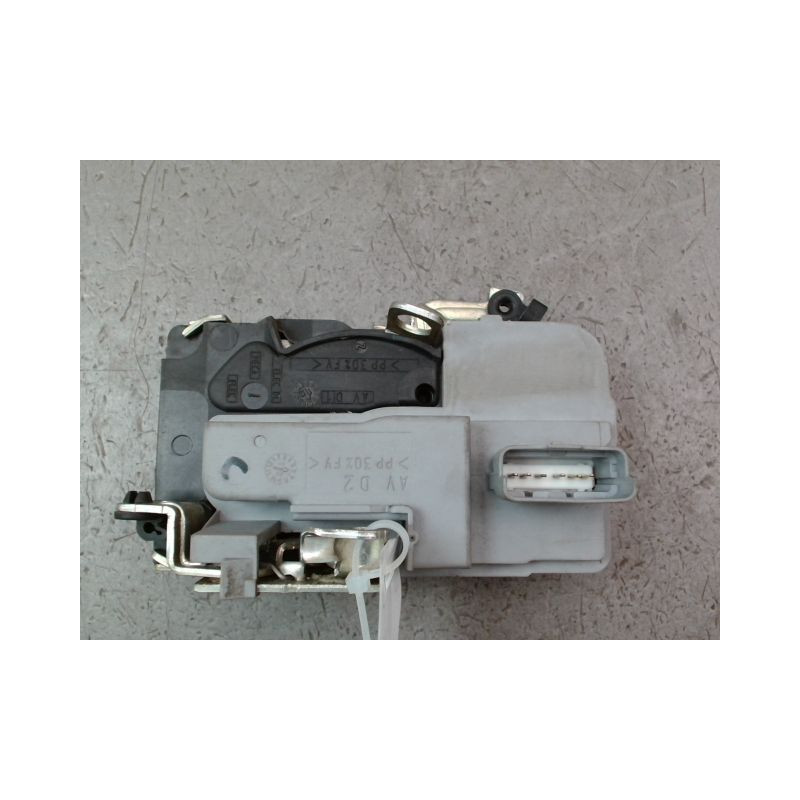 SYSTEME CONDAMNATION AVANT DROIT PEUGEOT 206 + 2009-2013