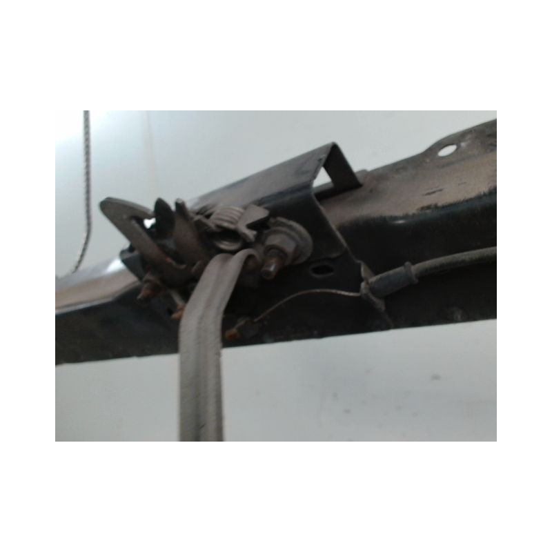 TRAVERSE SUPERIEURE ARMATURE AVANT CITROEN C4